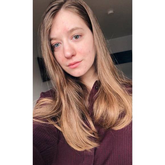 Meet your Posher, Elodie - Picture 1 of 1